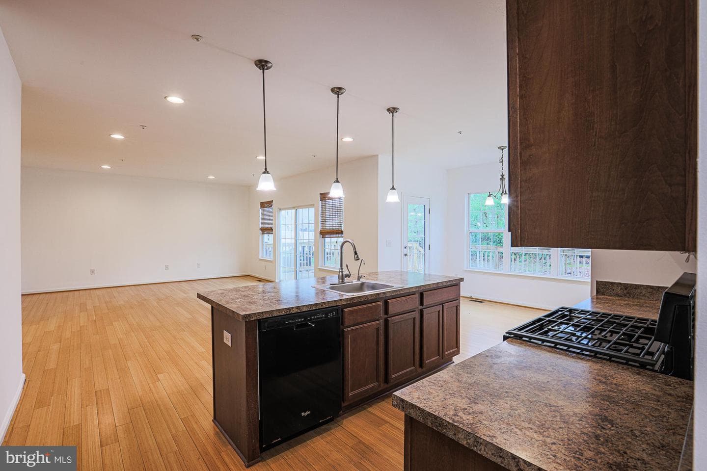596 Claiborne Road photo 11