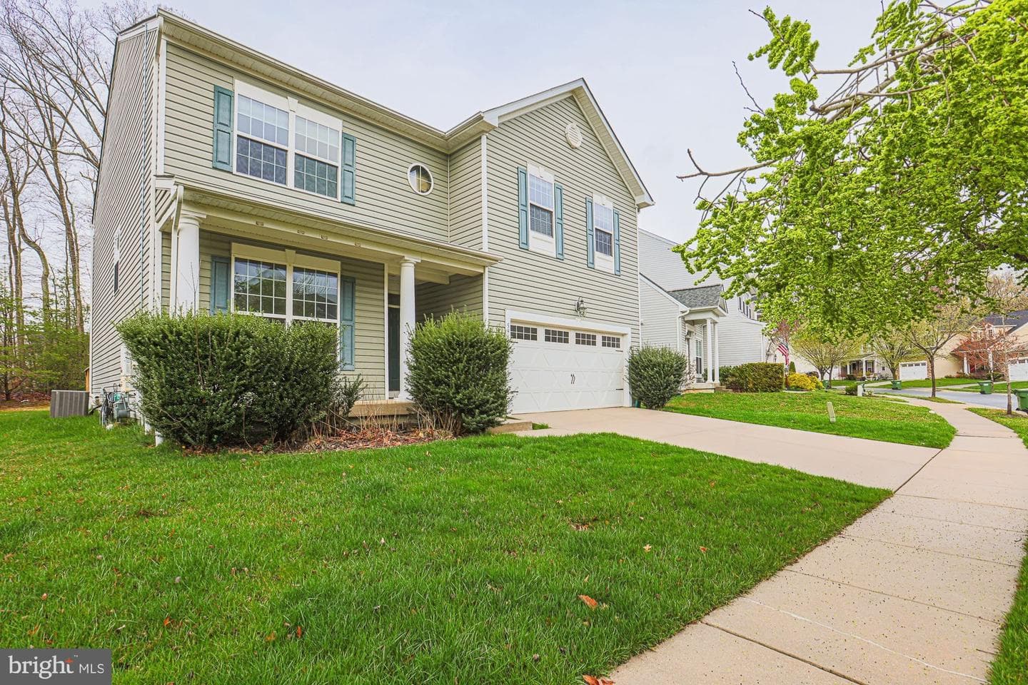 596 Claiborne Road photo 2