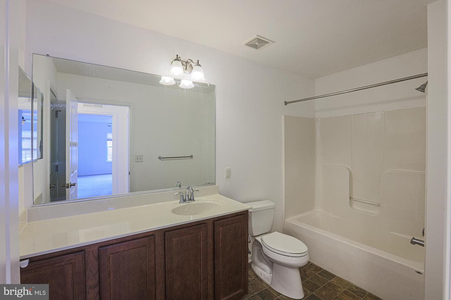 596 Claiborne Road photo 38