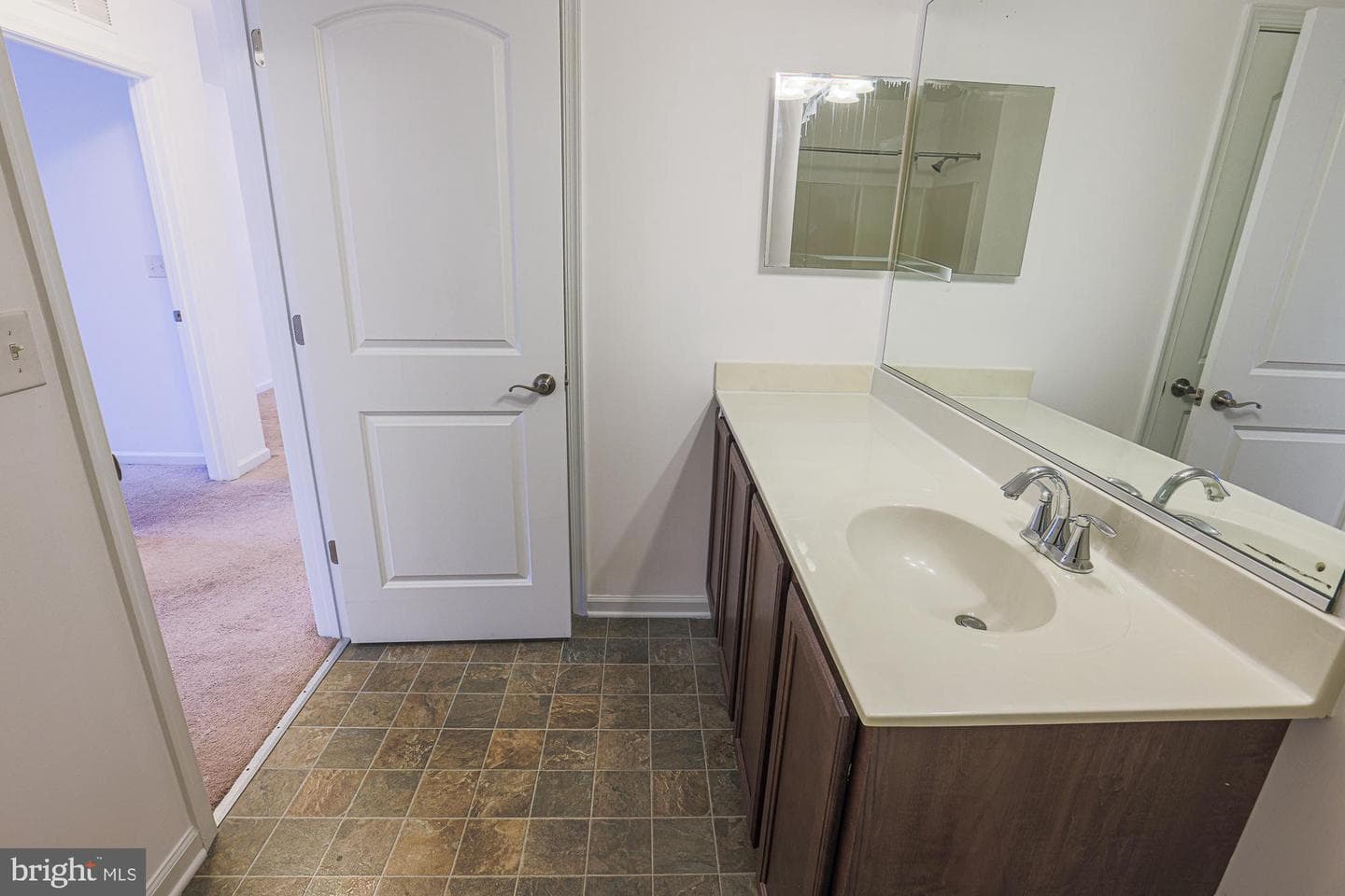 596 Claiborne Road photo 39