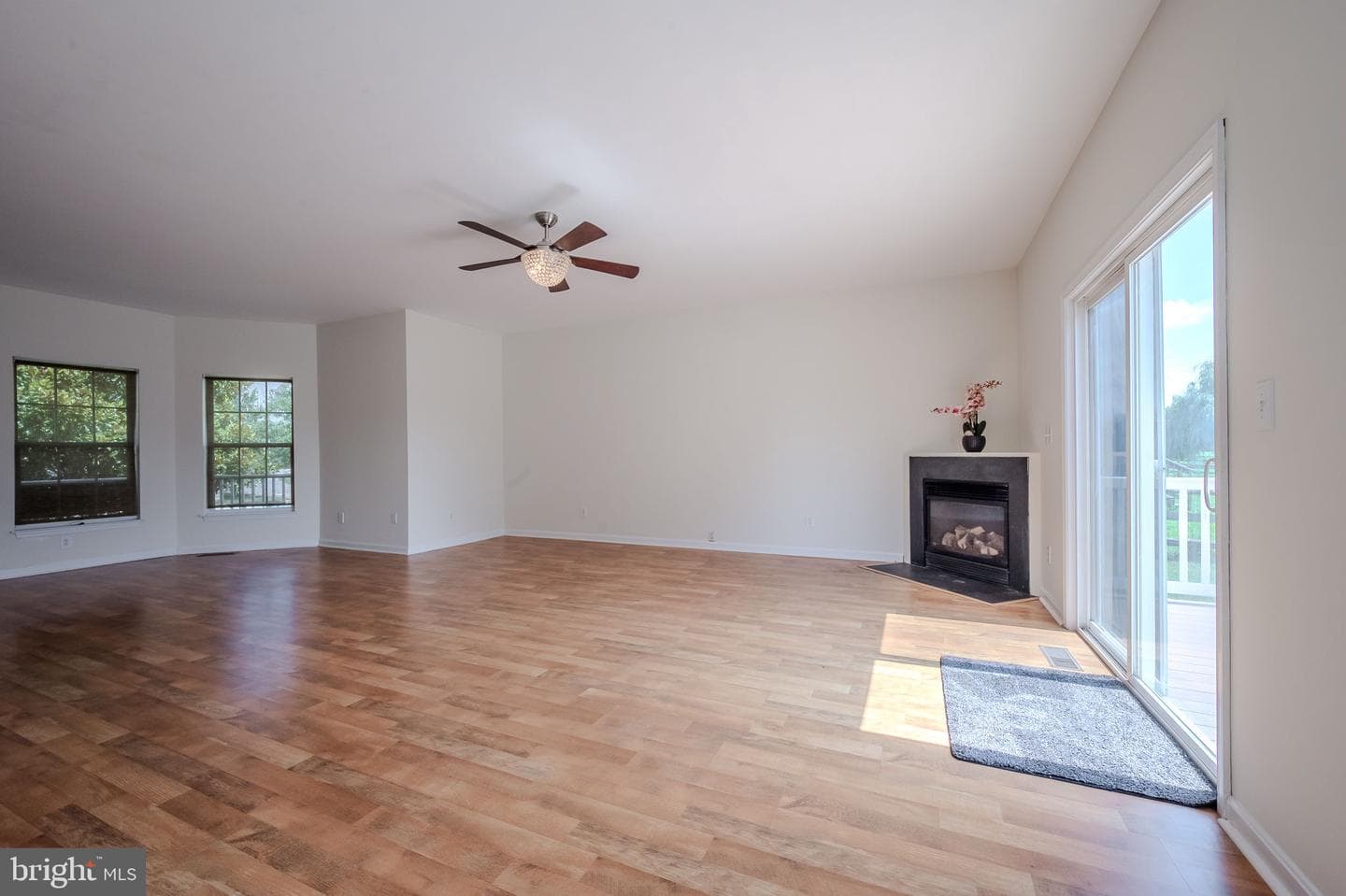 226 Ariel Avenue photo 12