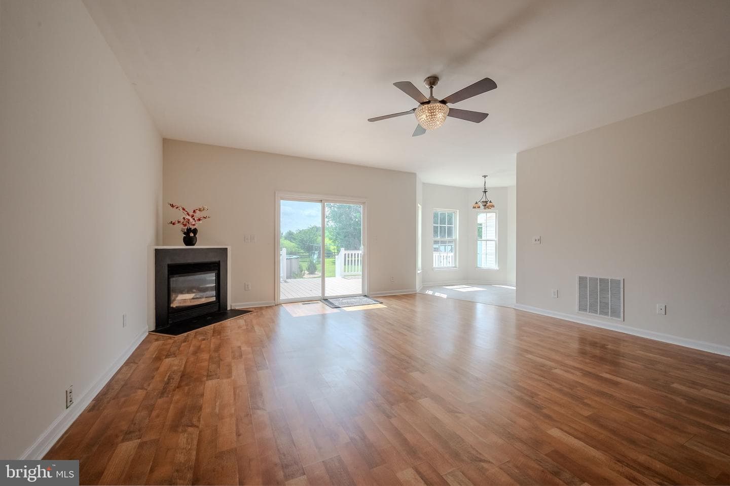 226 Ariel Avenue photo 15