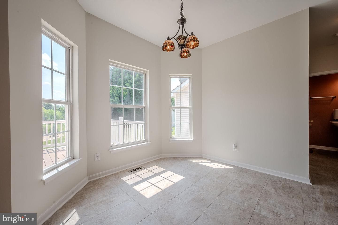 226 Ariel Avenue photo 16