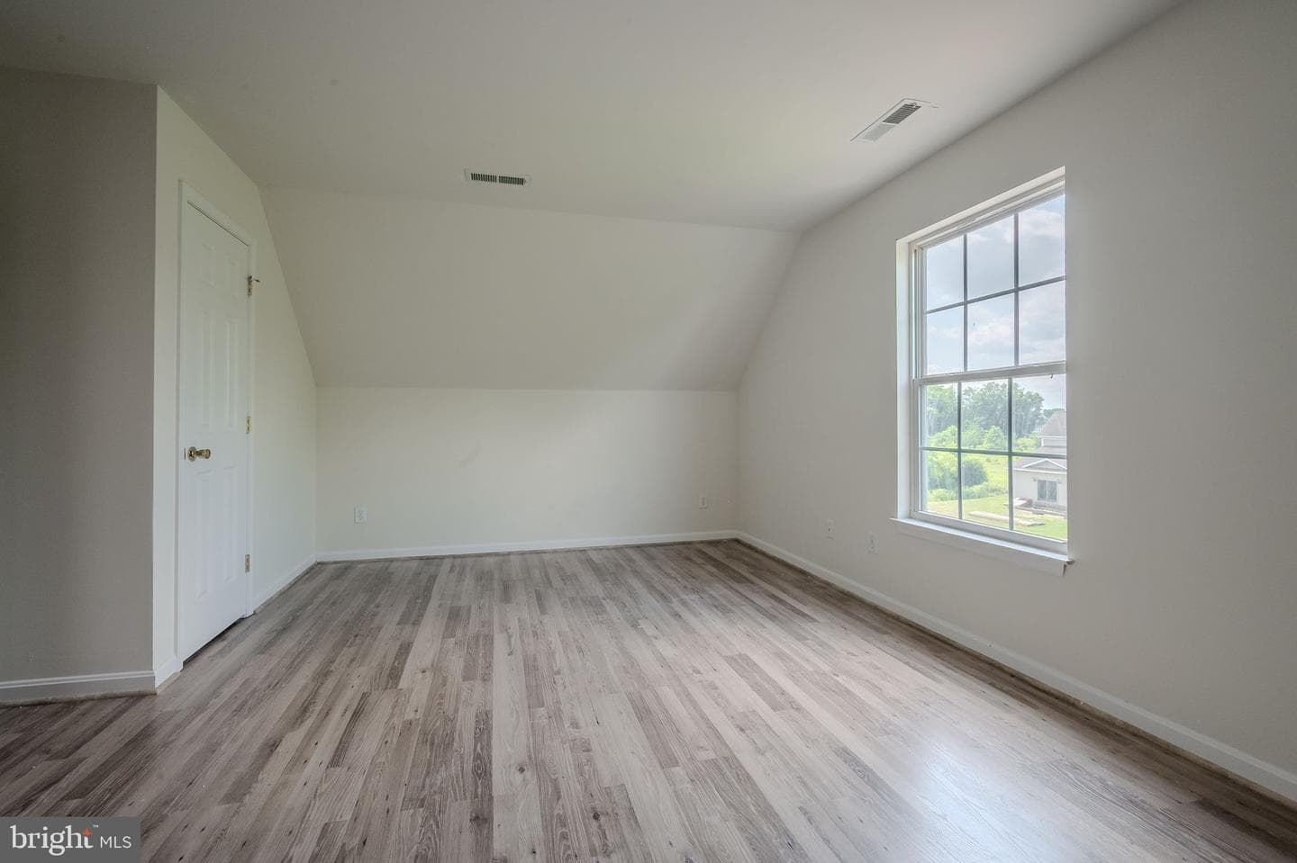 226 Ariel Avenue photo 49