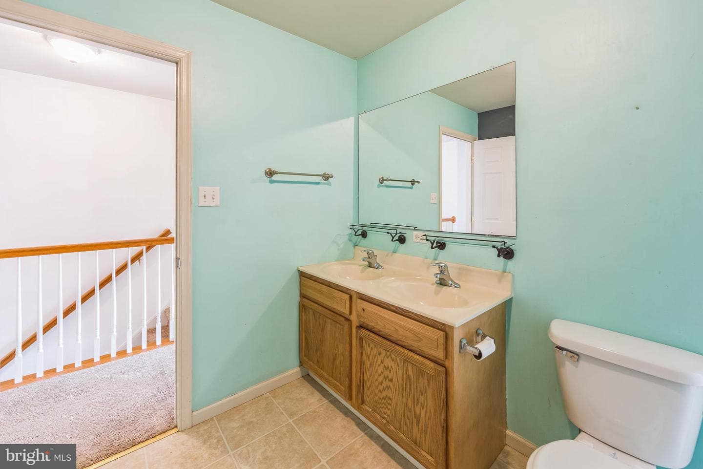 100 Vince Drive photo 21