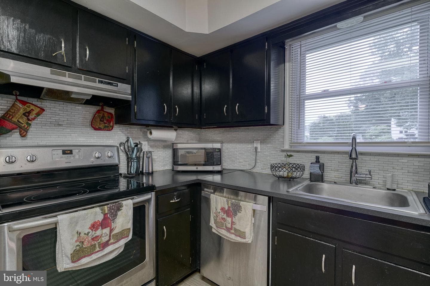 141 Kennedy Boulevard photo 14