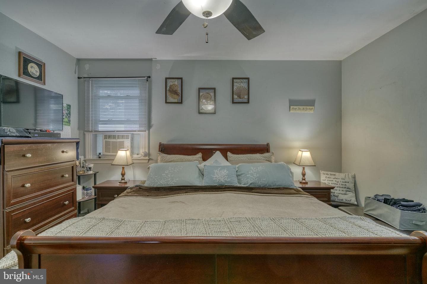 141 Kennedy Boulevard photo 17