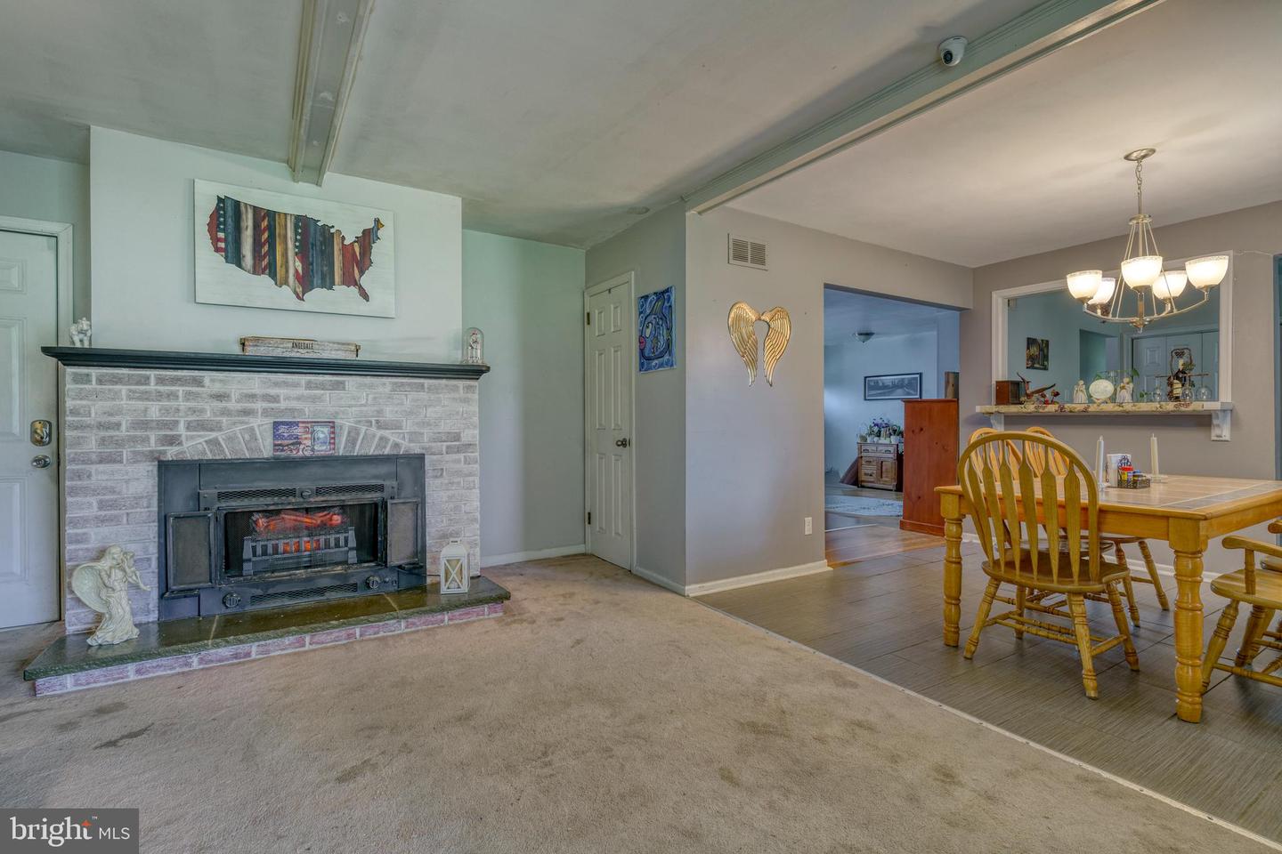 141 Kennedy Boulevard photo 9