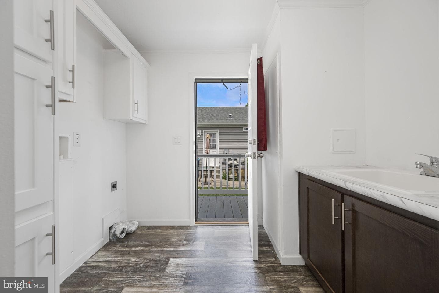 99 Curry Avenue photo 12