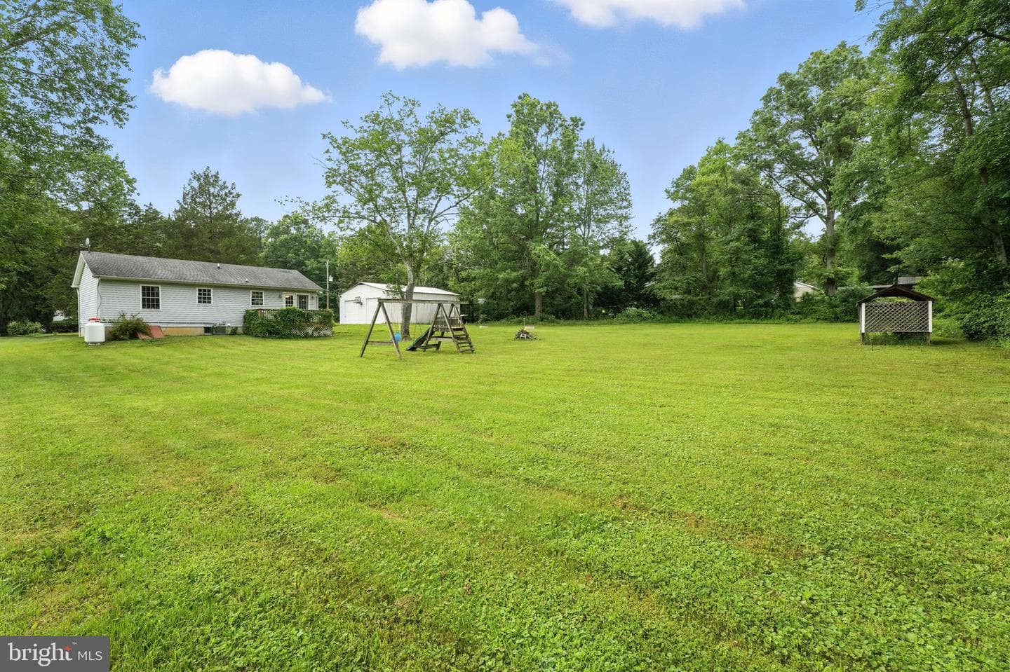 194 Hilltop Road photo 16