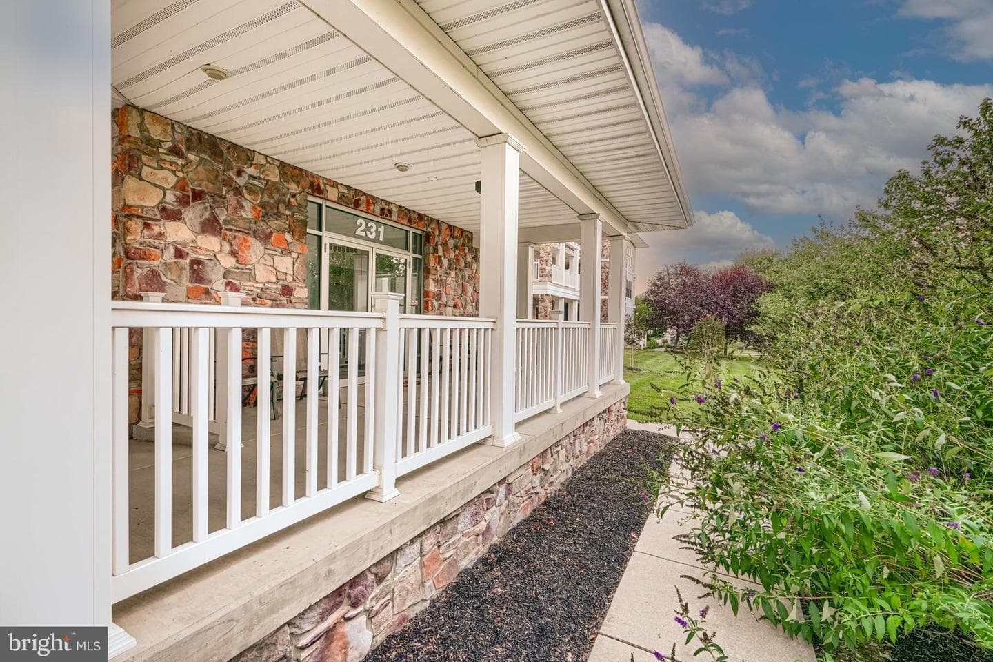 231 Roundhouse Drive #3e, Perryville