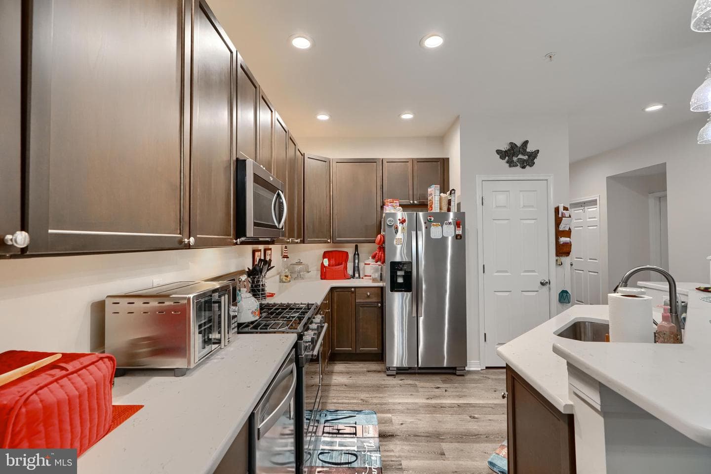 231 Roundhouse Drive #3e photo 6