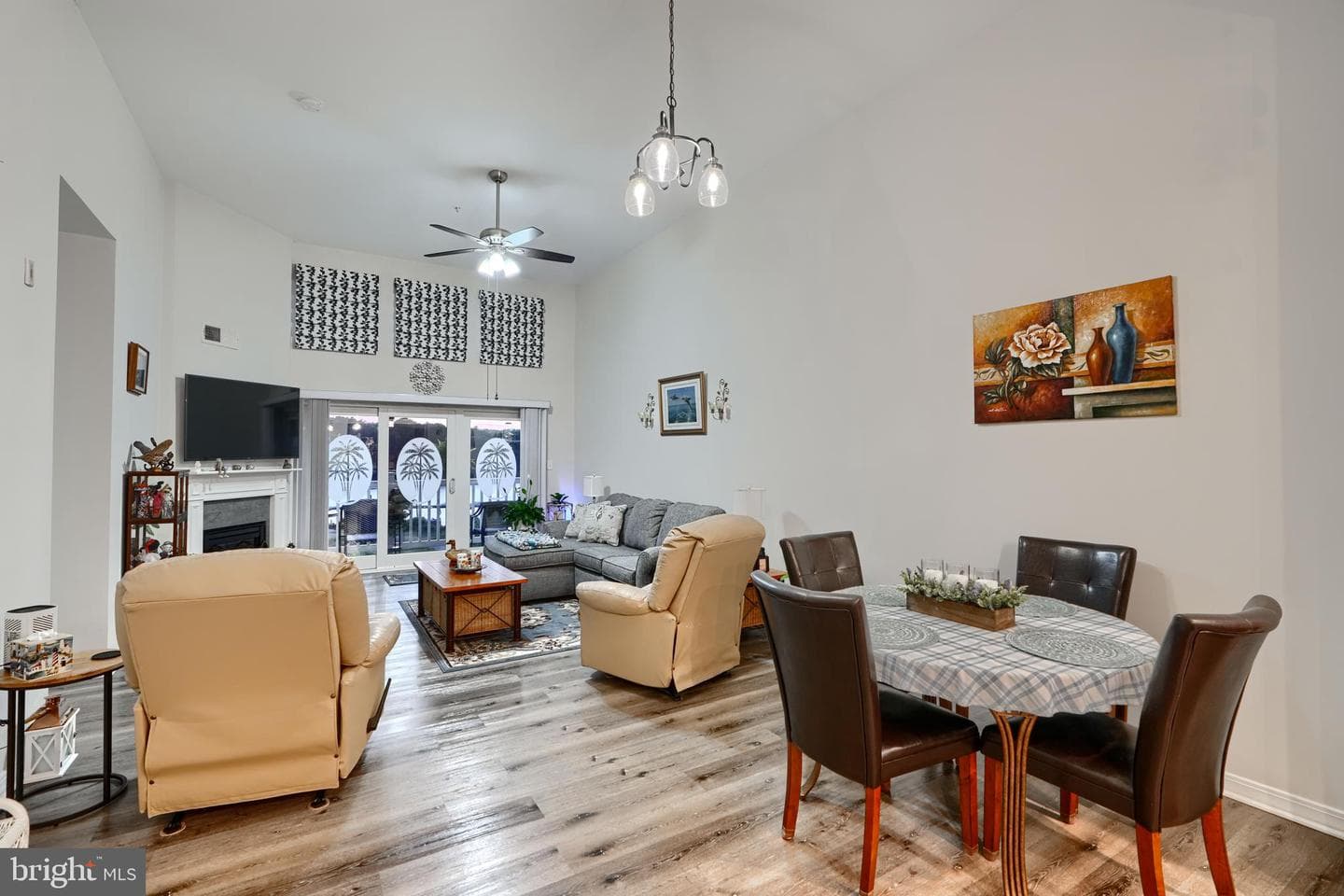 231 Roundhouse Drive #3e photo 9