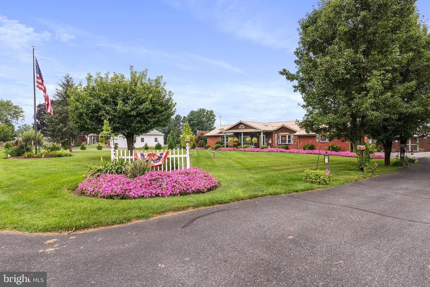 757 Doctor Miller Road photo 5