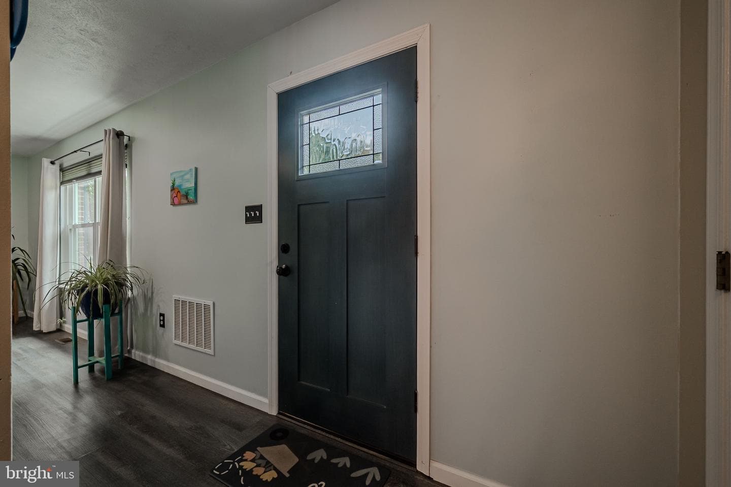 108 Independence Drive photo 2