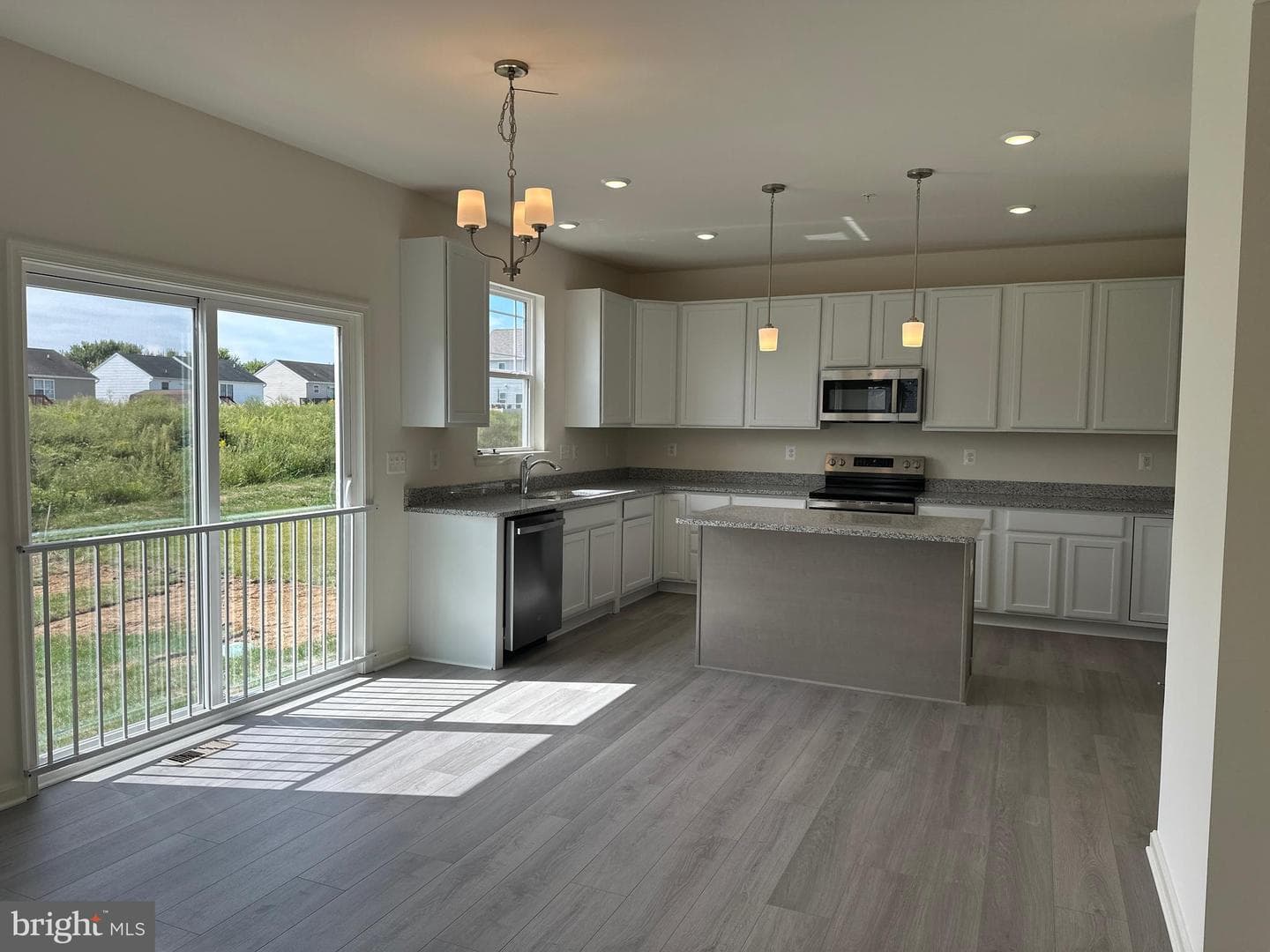 60 Chase Circle photo 11