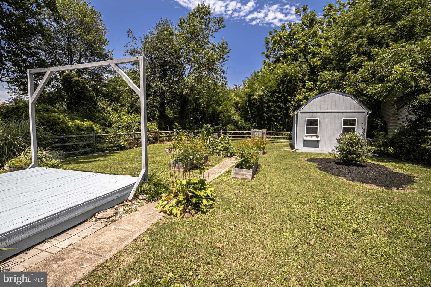 339 Cecil Street photo 19