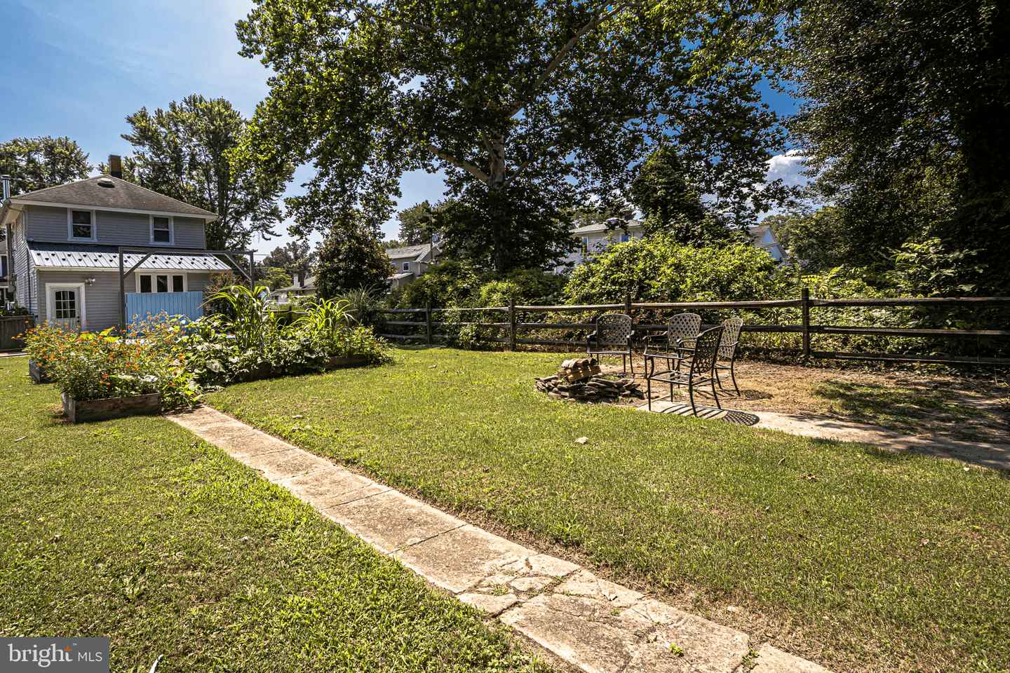 339 Cecil Street photo 21