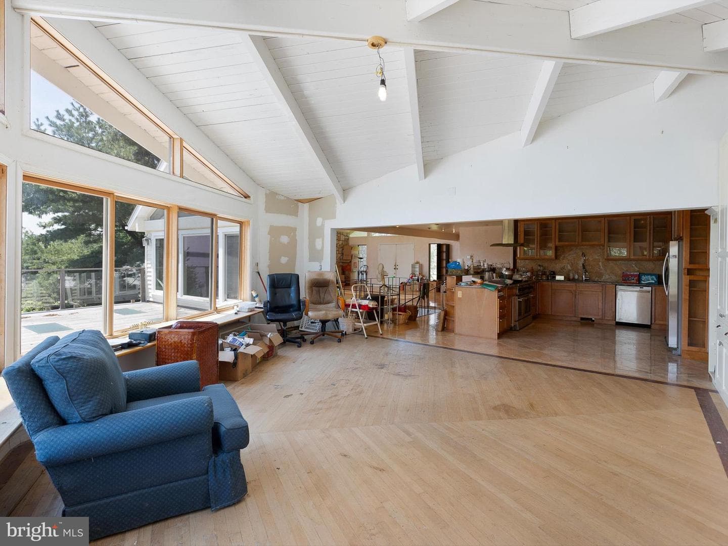 192 Rolling Avenue photo 21
