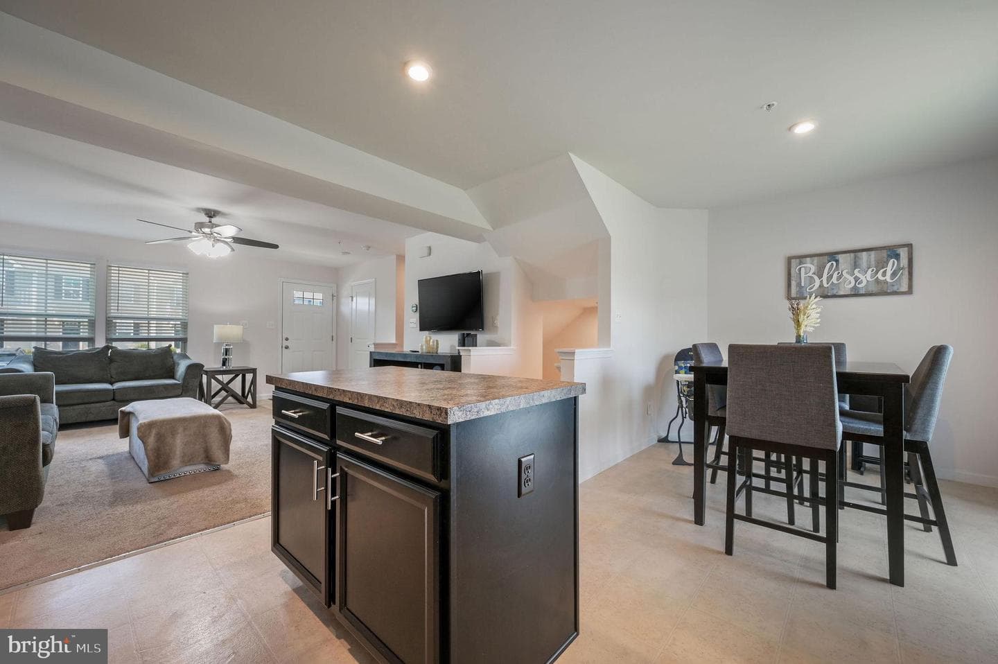 8 Marsh Lane photo 11