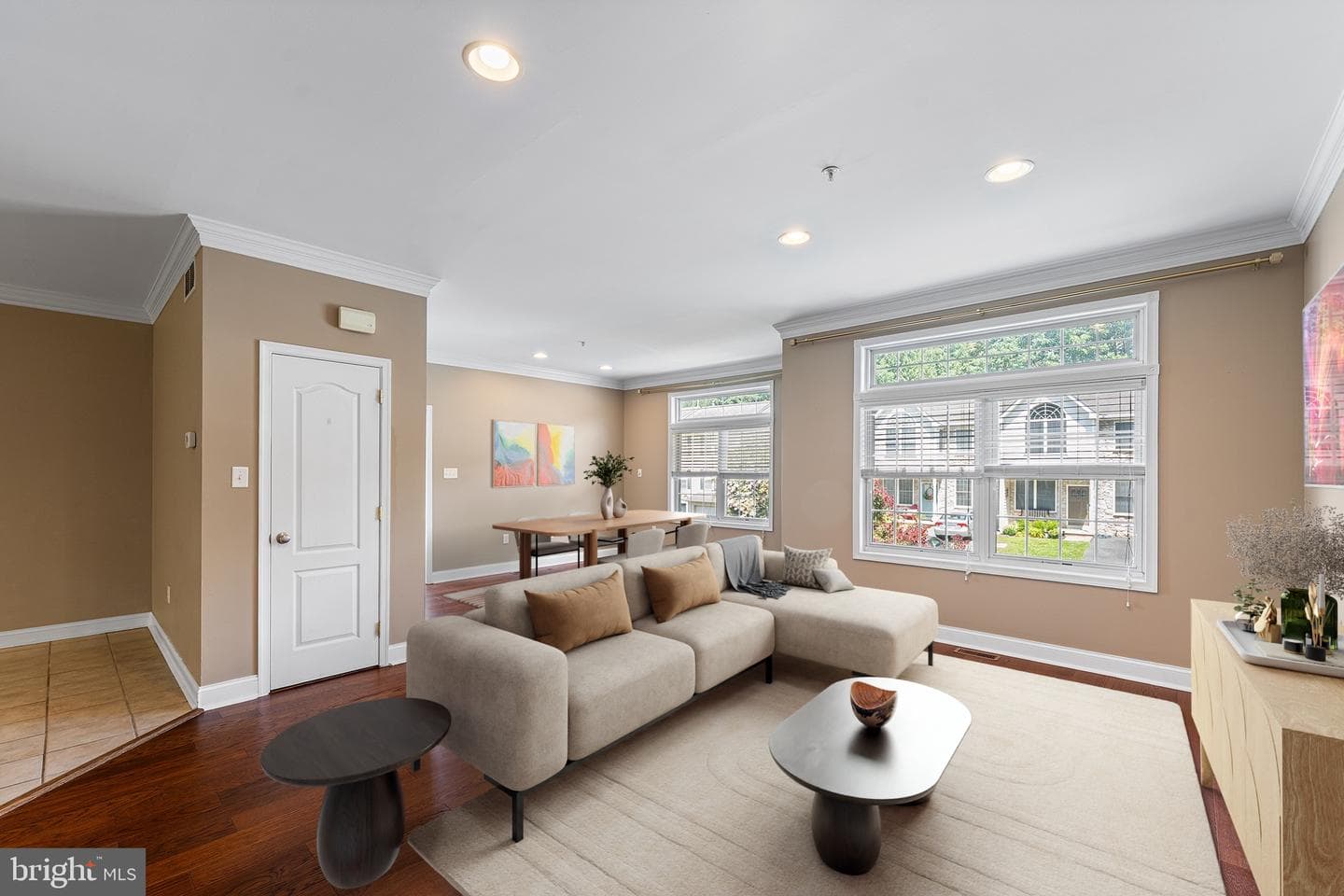 18 Guilford Court photo 14