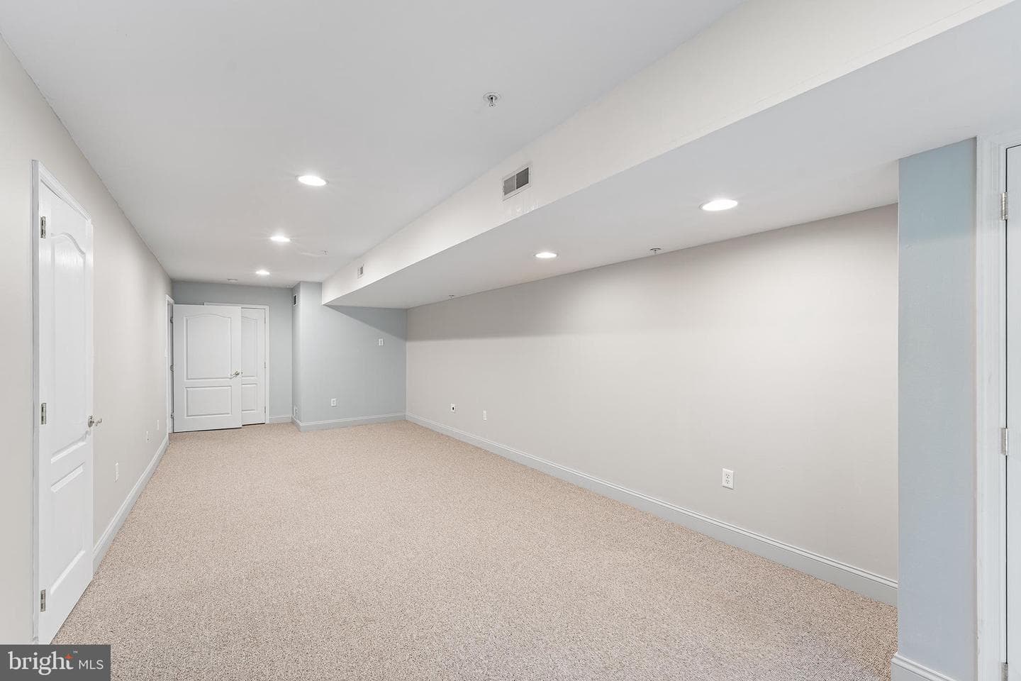 18 Guilford Court photo 30