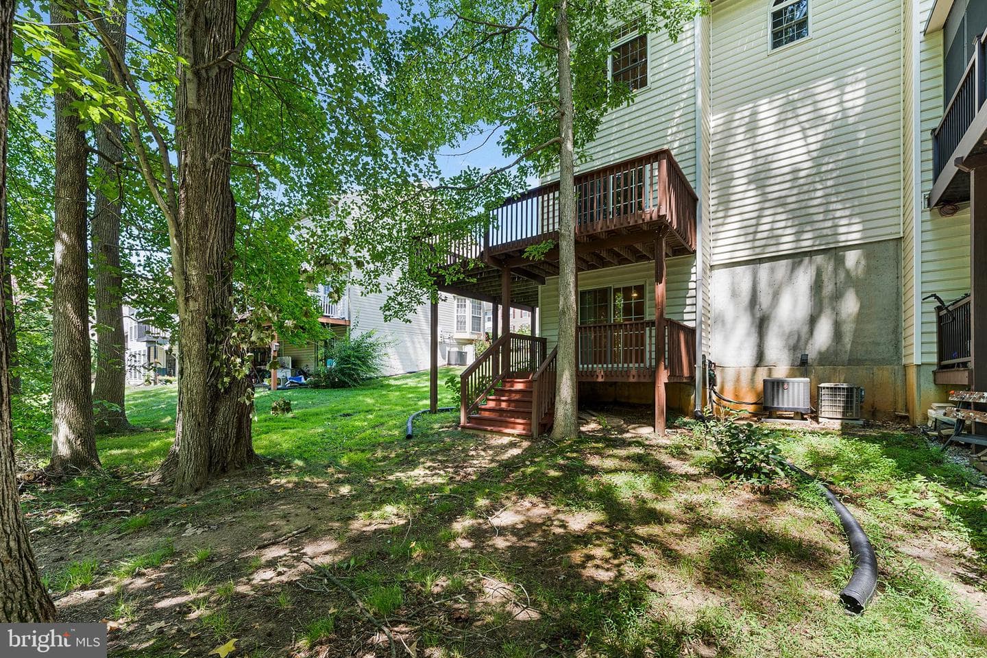 18 Guilford Court photo 31