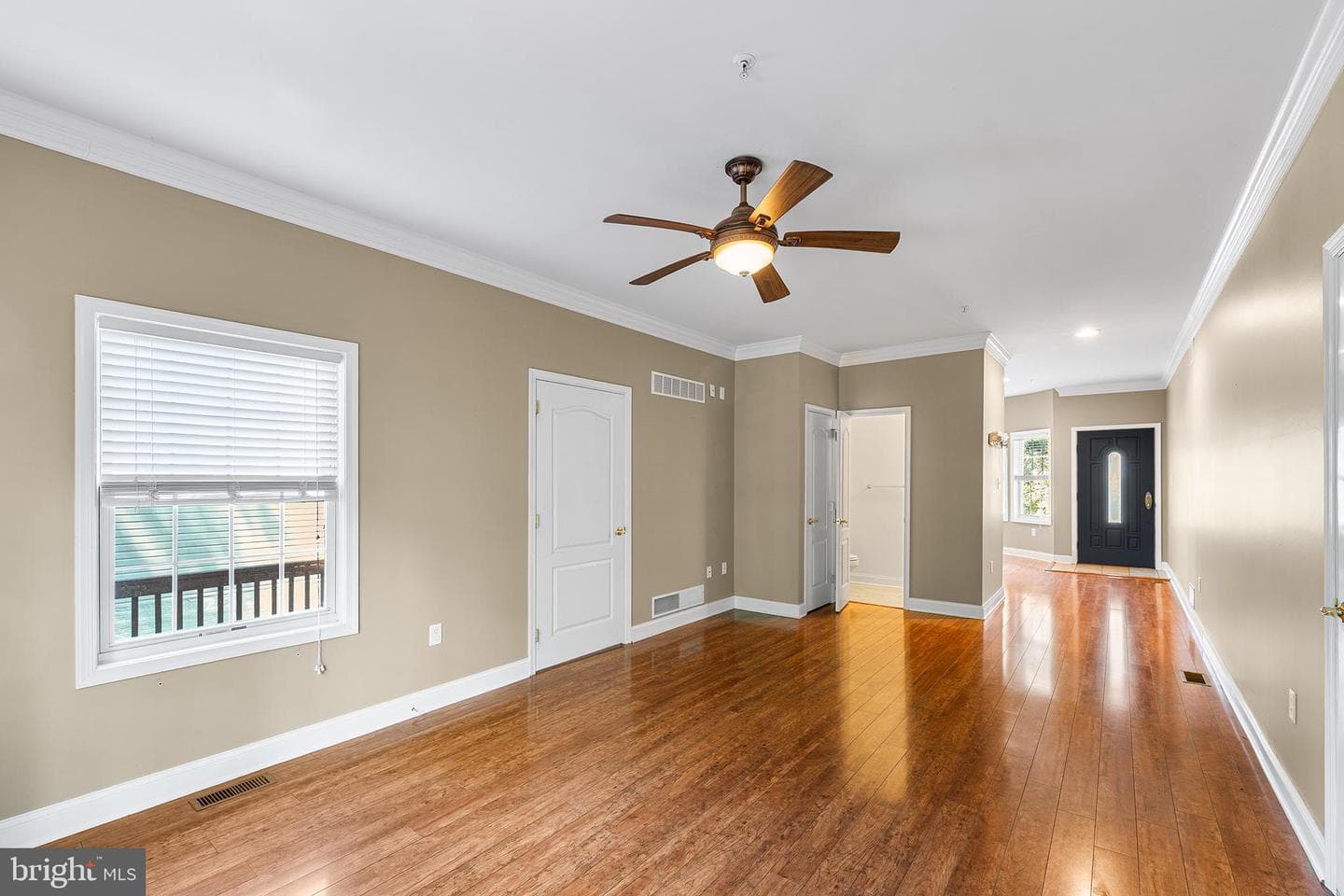 18 Guilford Court photo 6