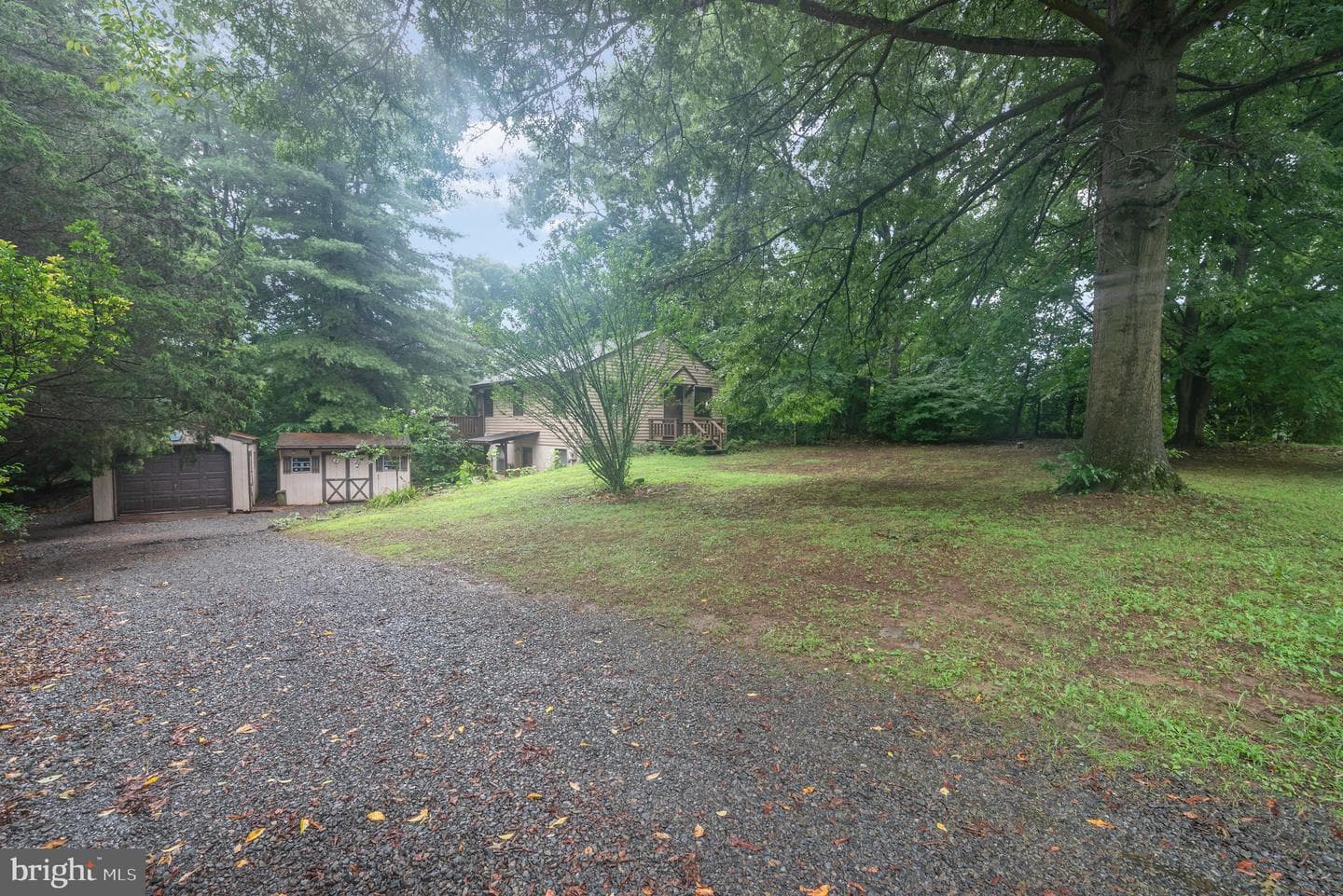 20 Algonquin Drive photo 42