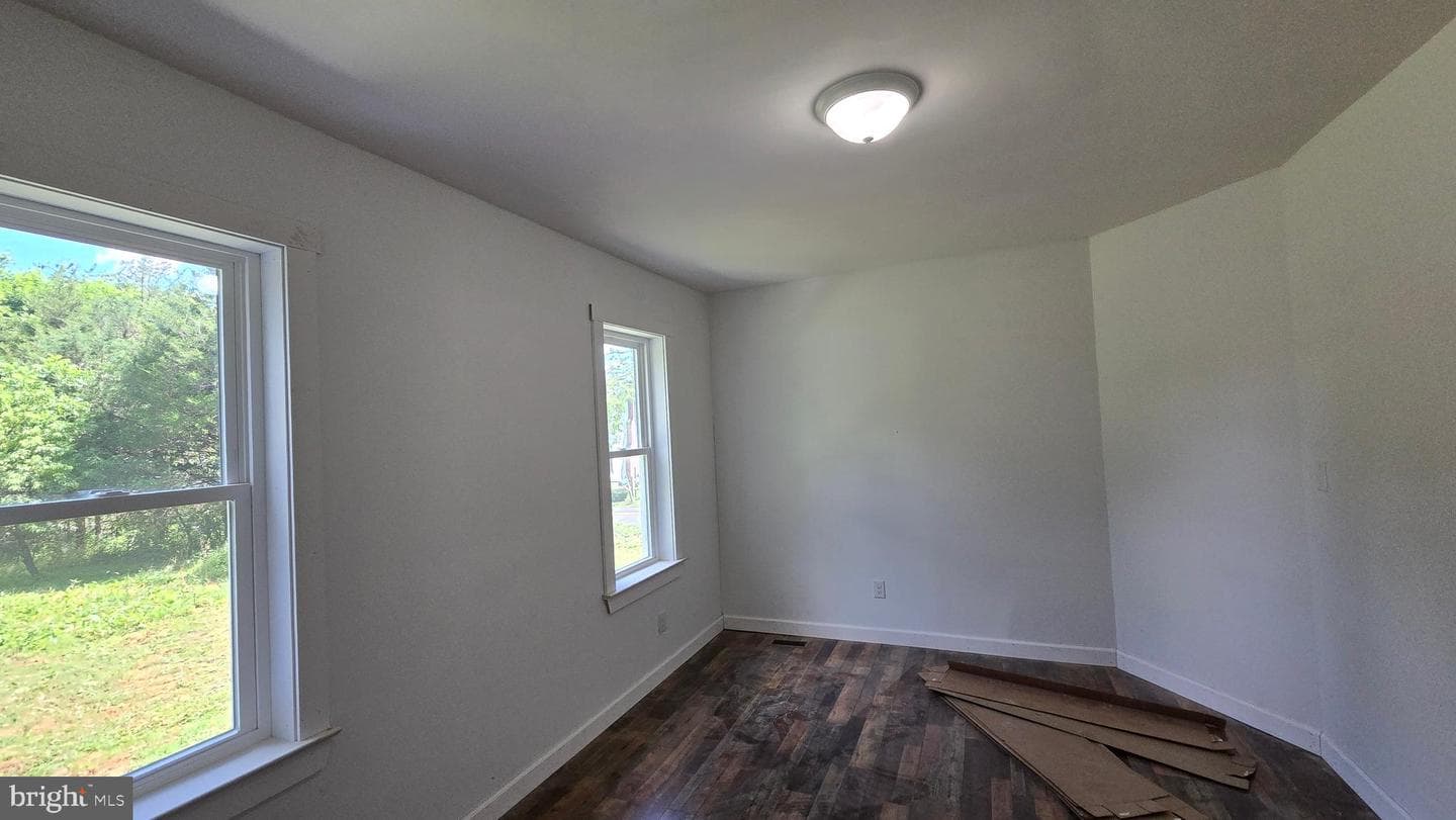 743 Bell Manor Road photo 28