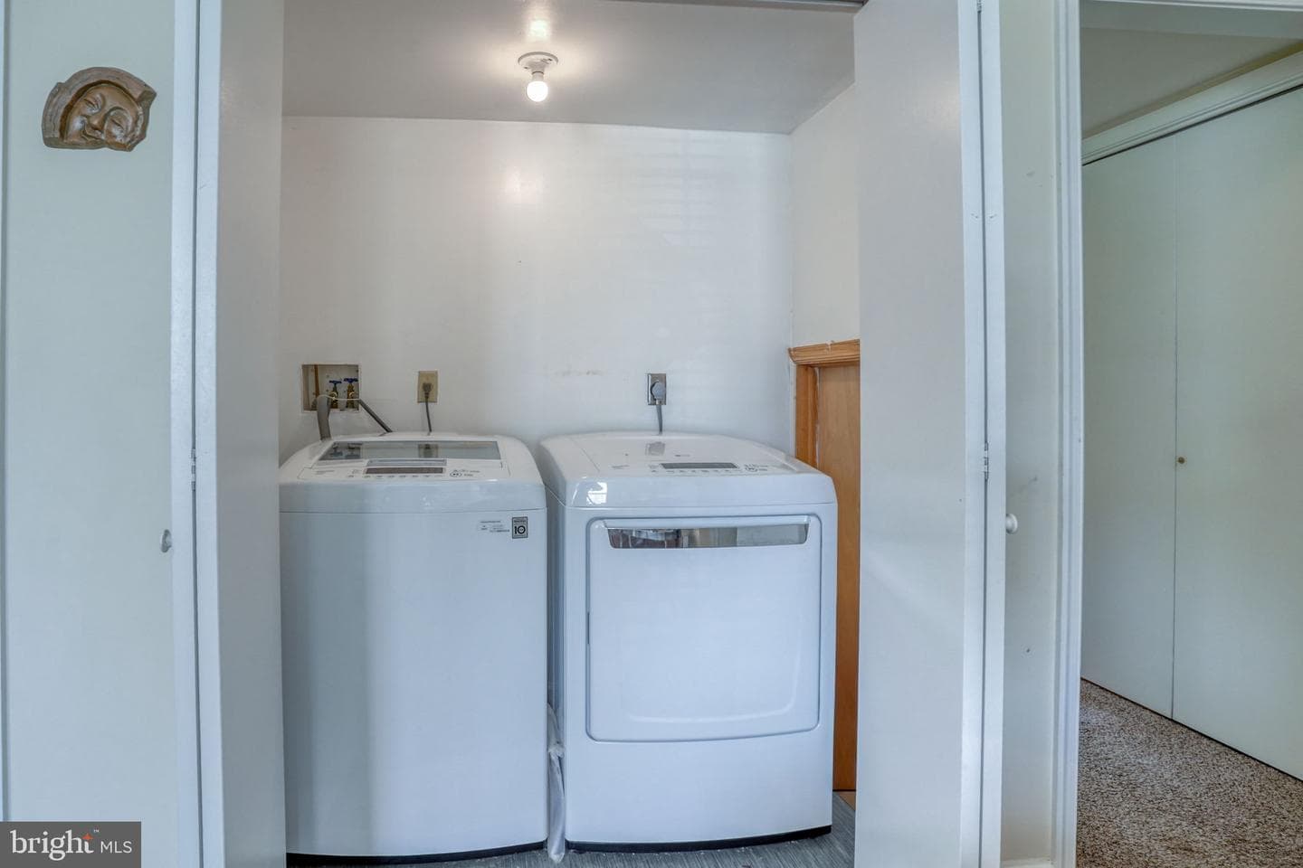 260 Chestnut Drive photo 16