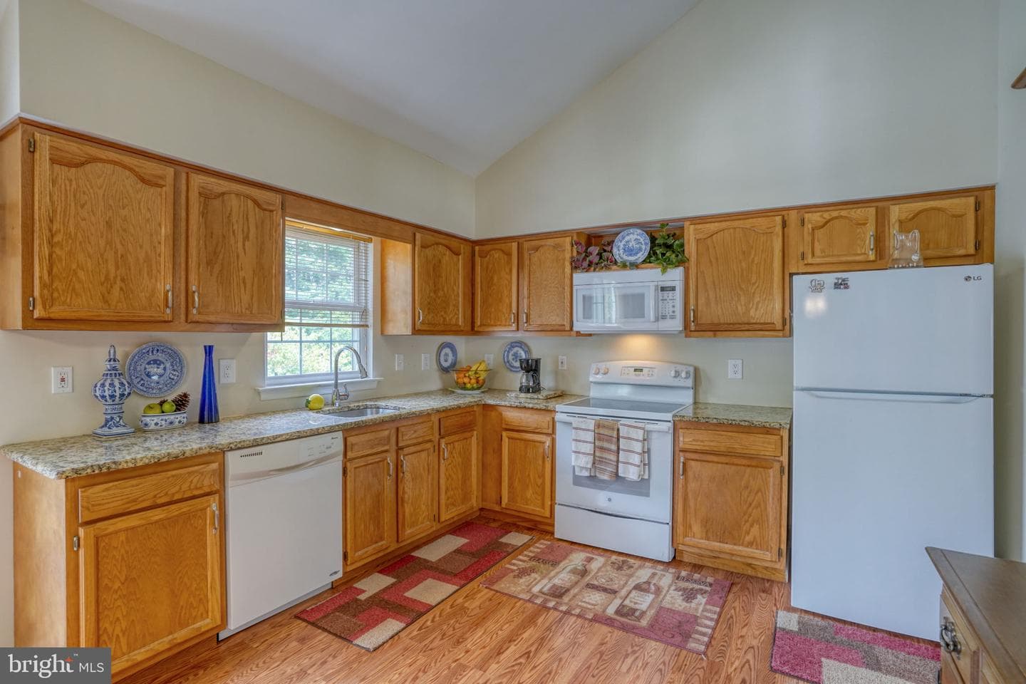 260 Chestnut Drive photo 3