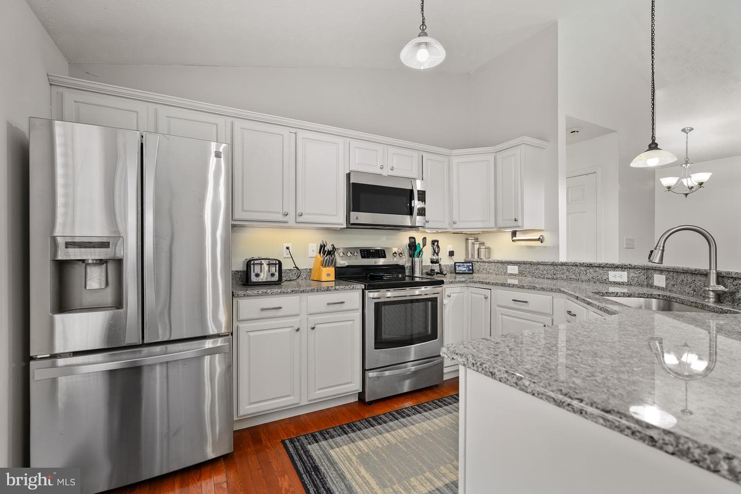 8 Woodside Drive photo 10