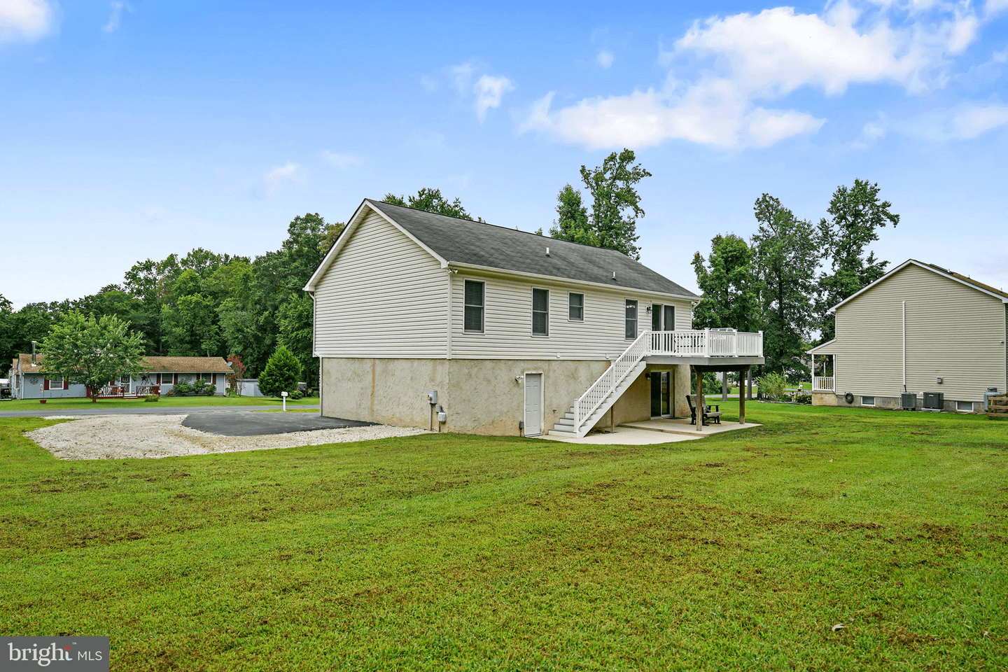 8 Woodside Drive photo 28
