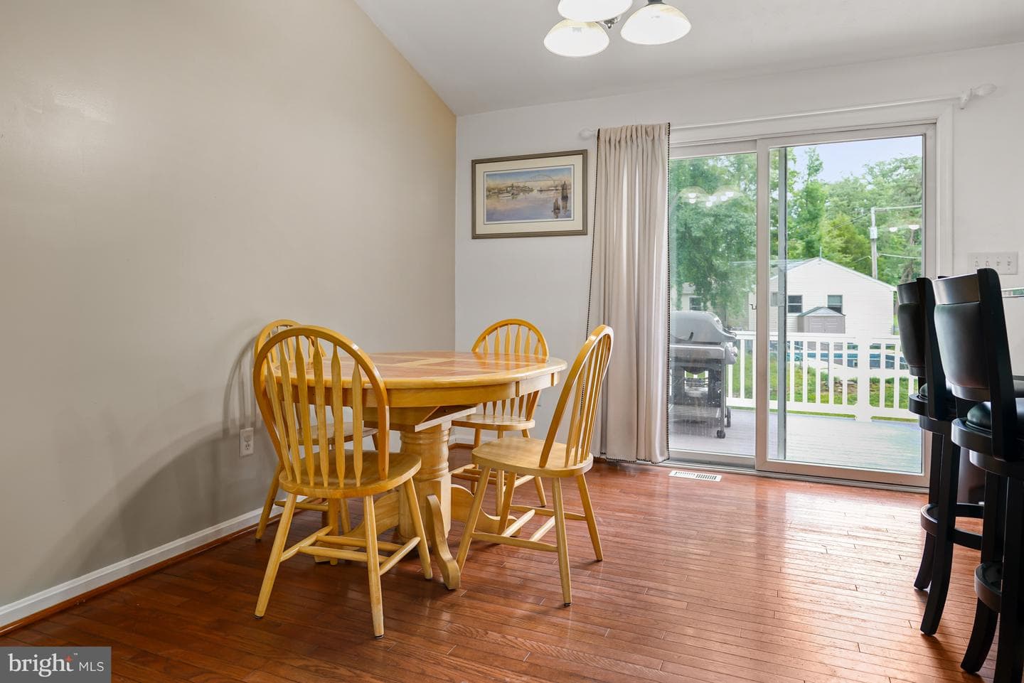8 Woodside Drive photo 7