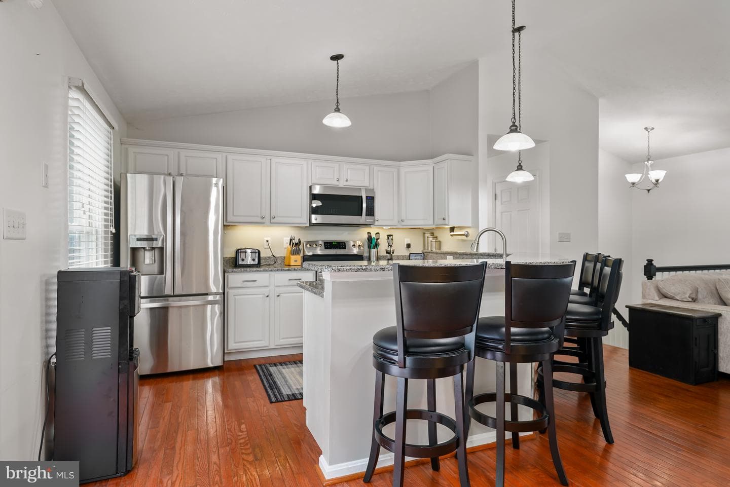 8 Woodside Drive photo 9