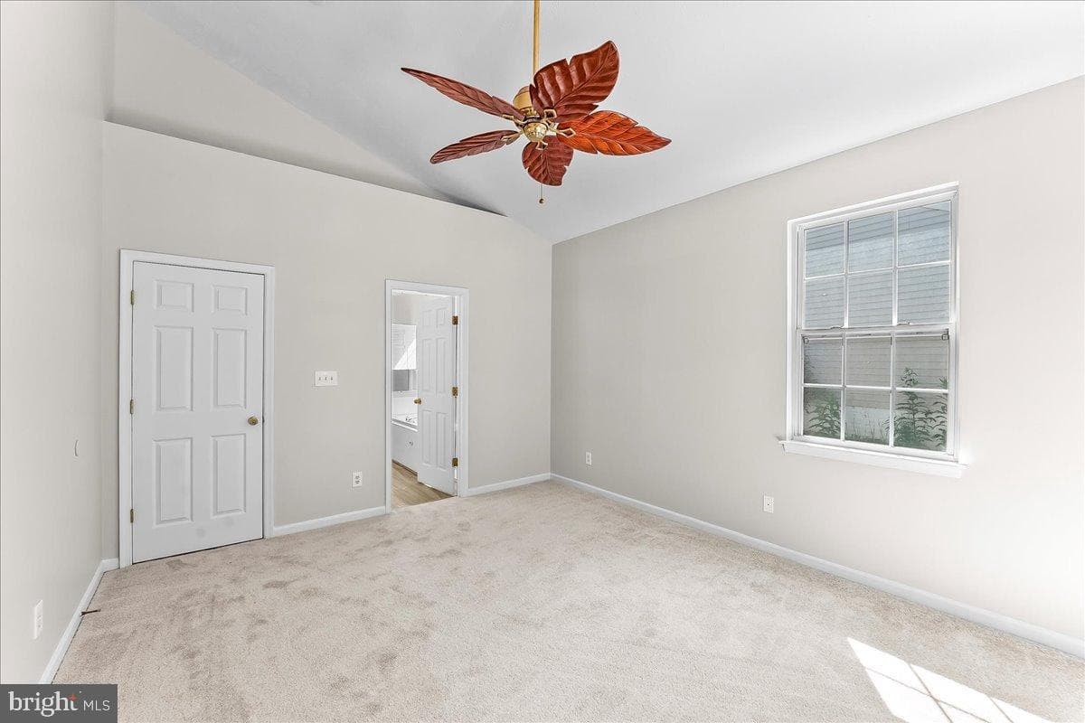 7 John Adams Lane photo 15