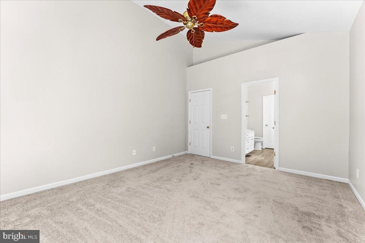 7 John Adams Lane photo 16