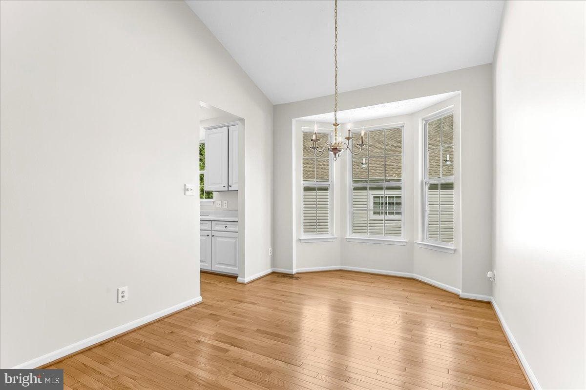 7 John Adams Lane photo 6