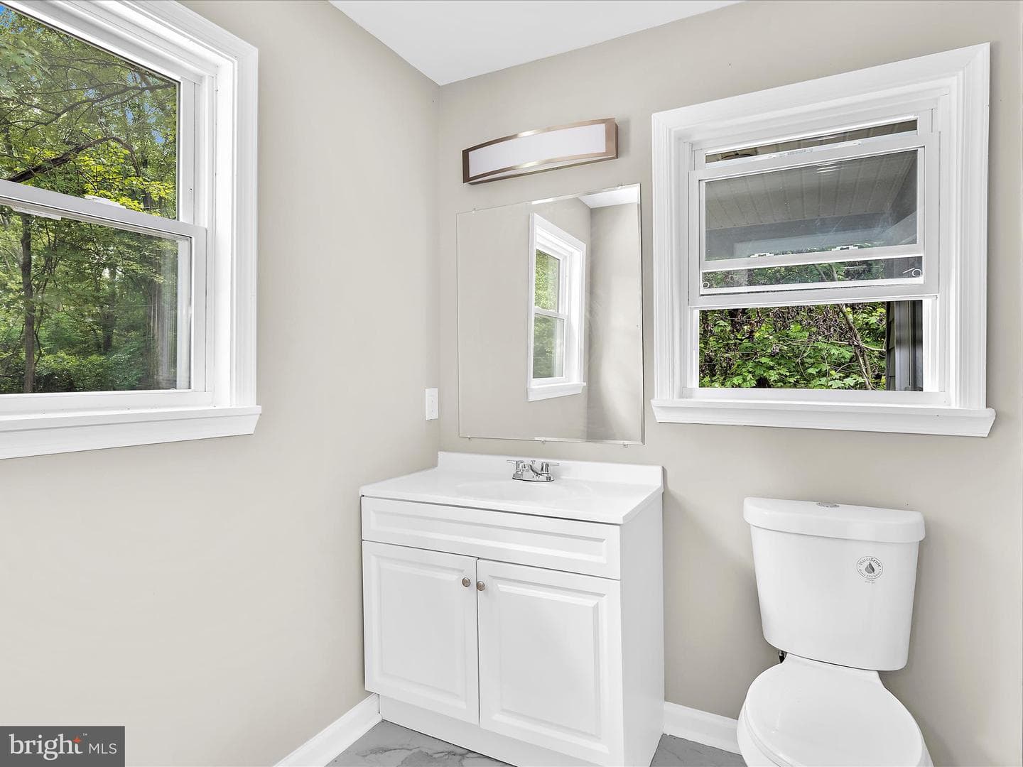 360 Nottingham Road photo 14