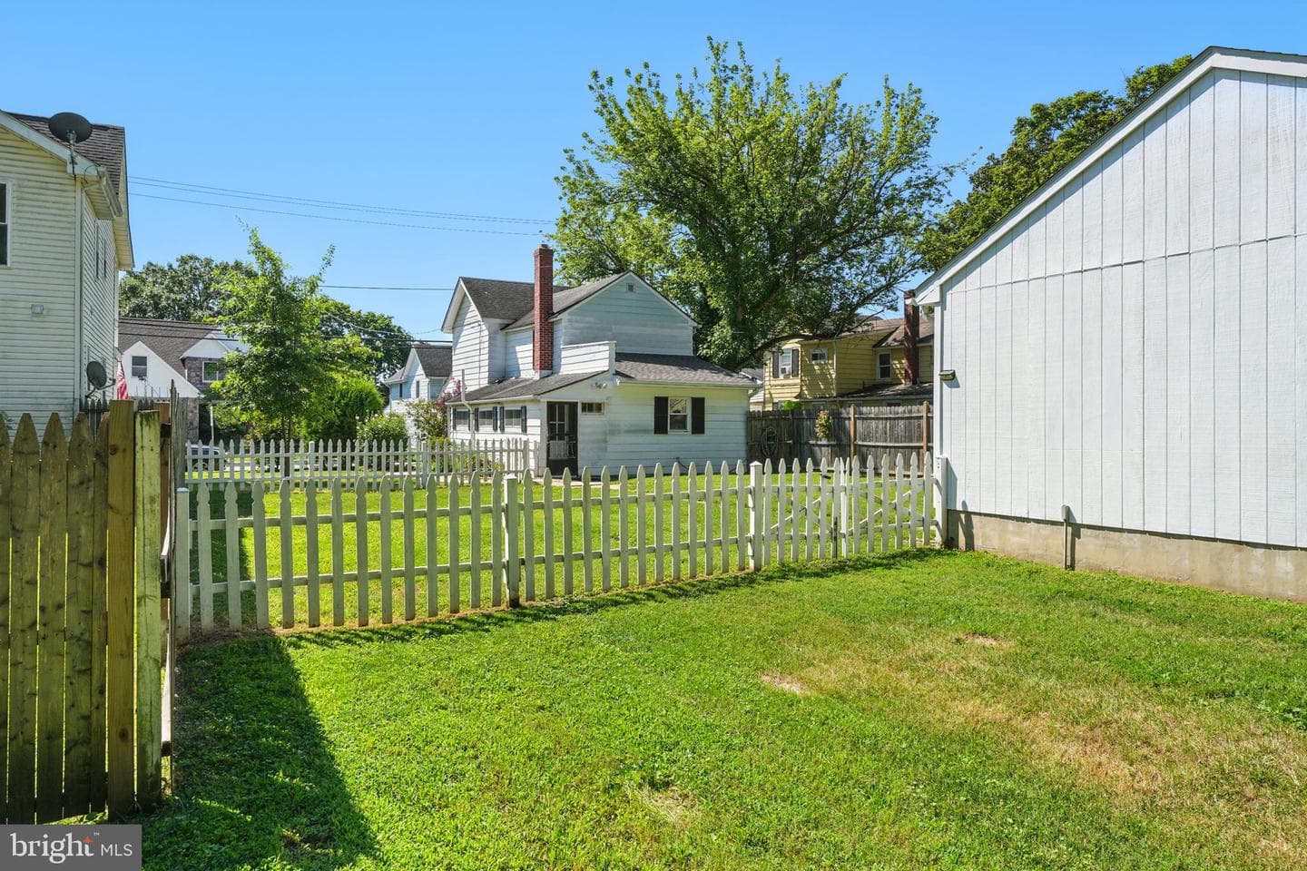 535 Biddle Street photo 25