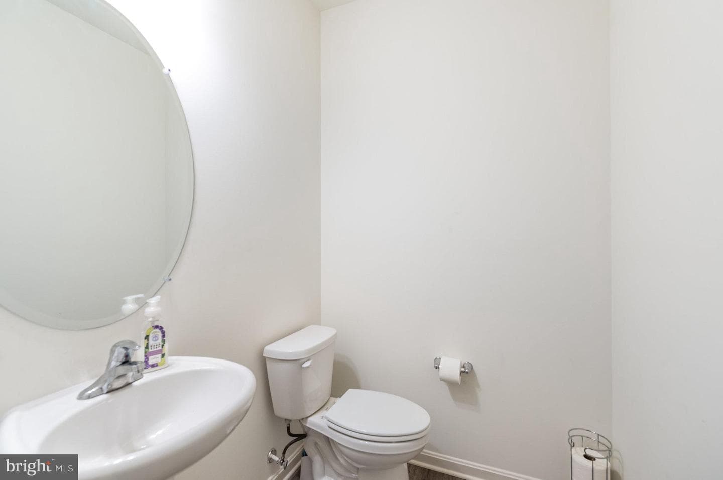 105 Maple Leaf Drive photo 12