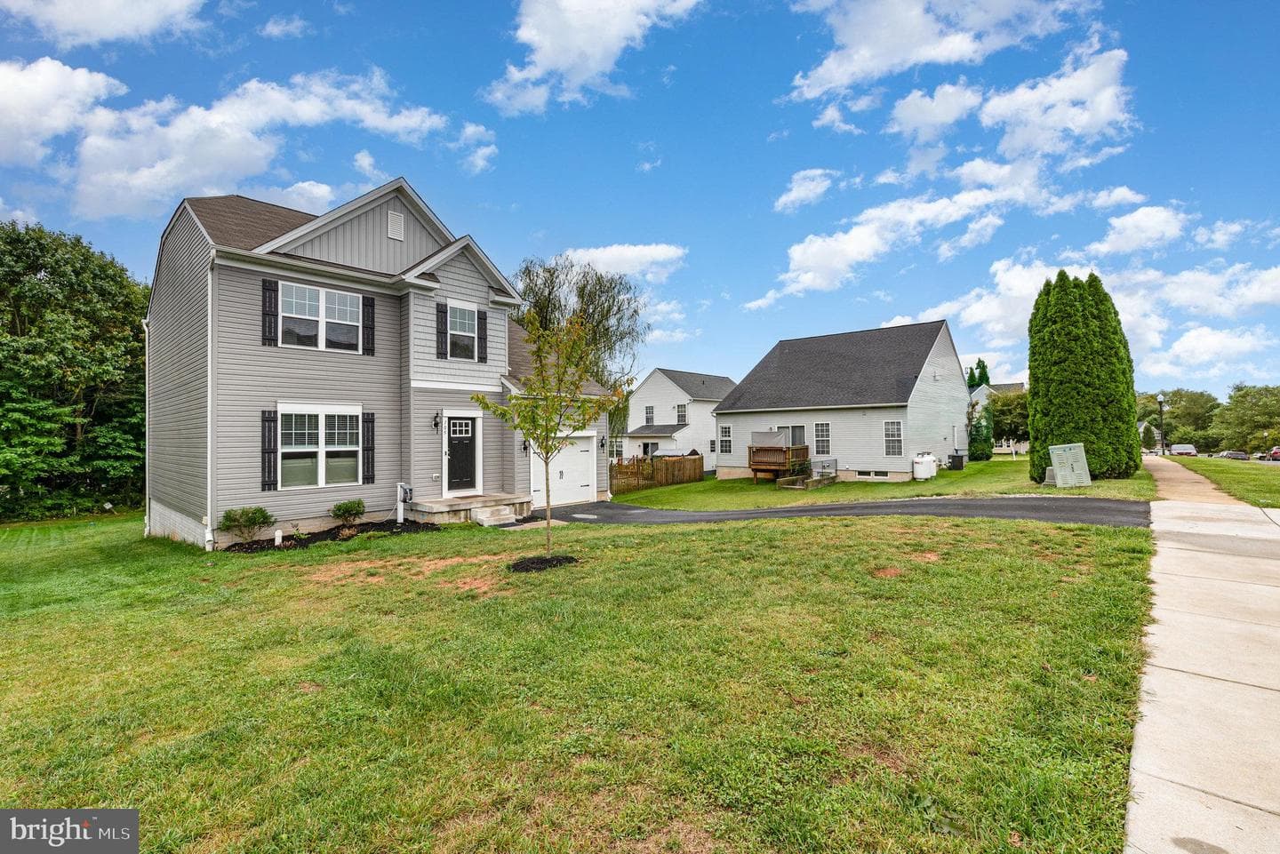 105 Maple Leaf Drive photo 29