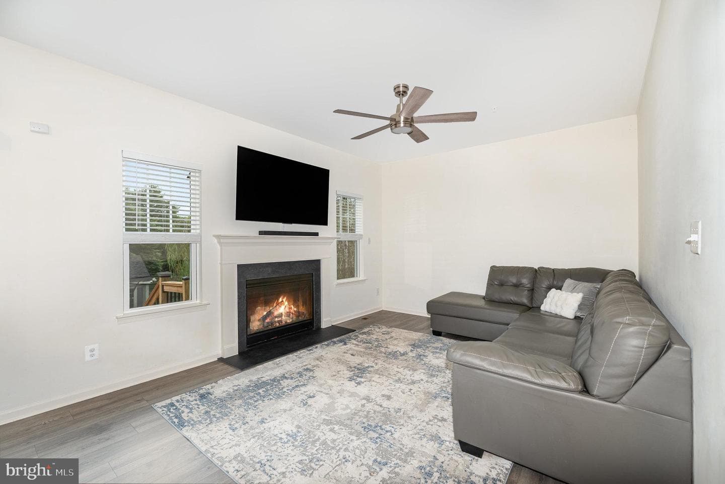 105 Maple Leaf Drive photo 6