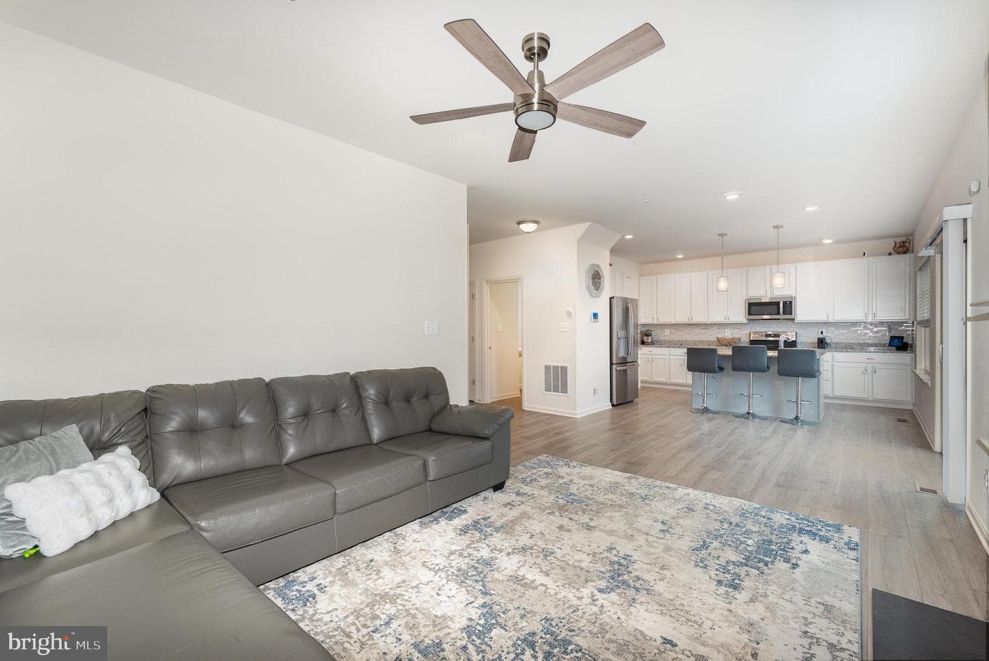 105 Maple Leaf Drive photo 7