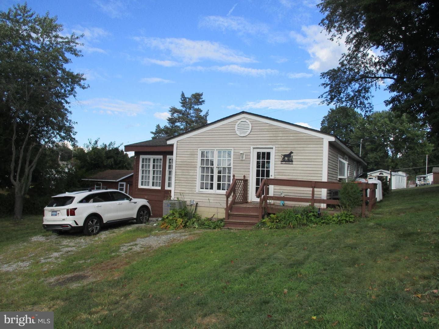47 Birch Road photo 2
