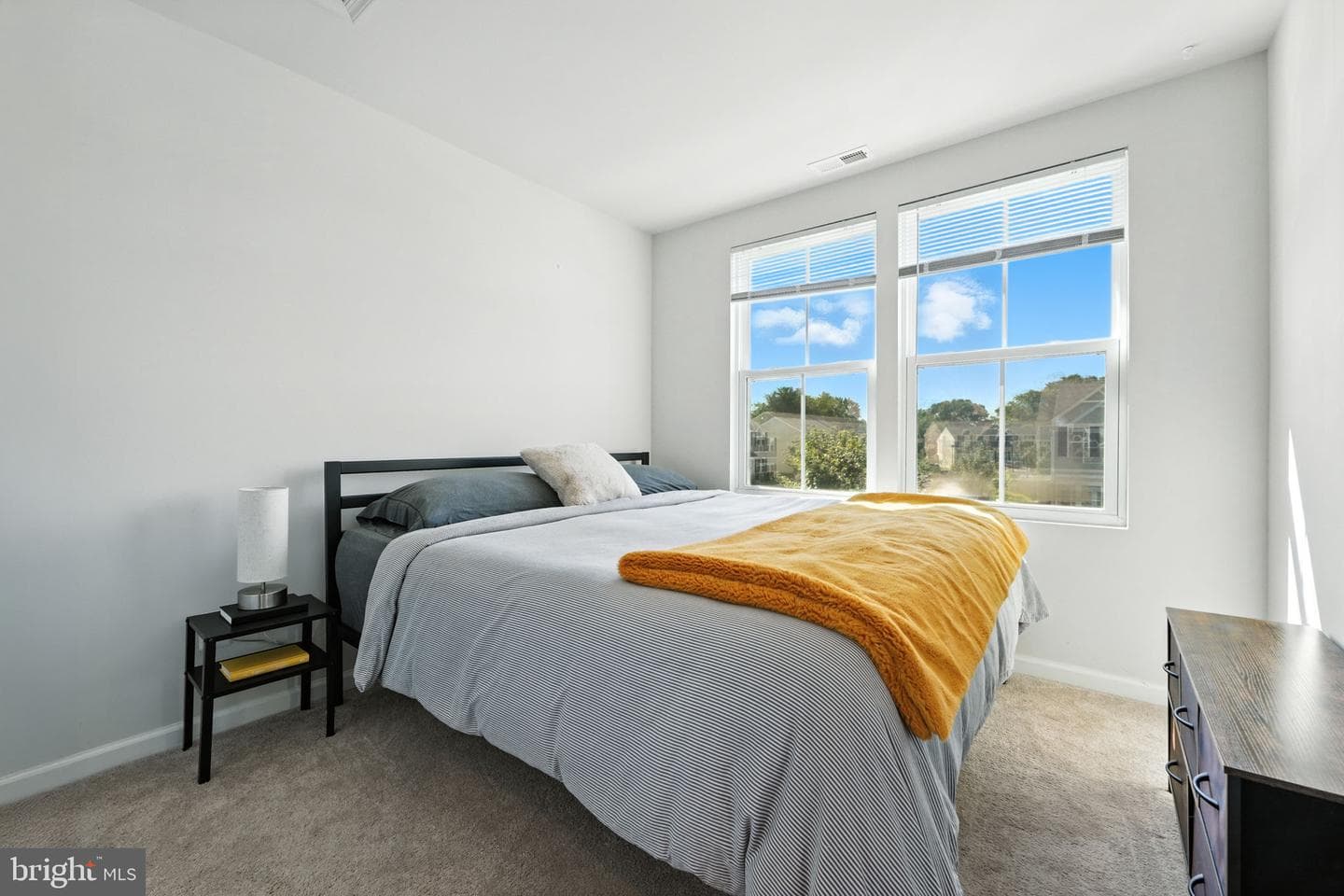 29 Marsh Lane photo 11