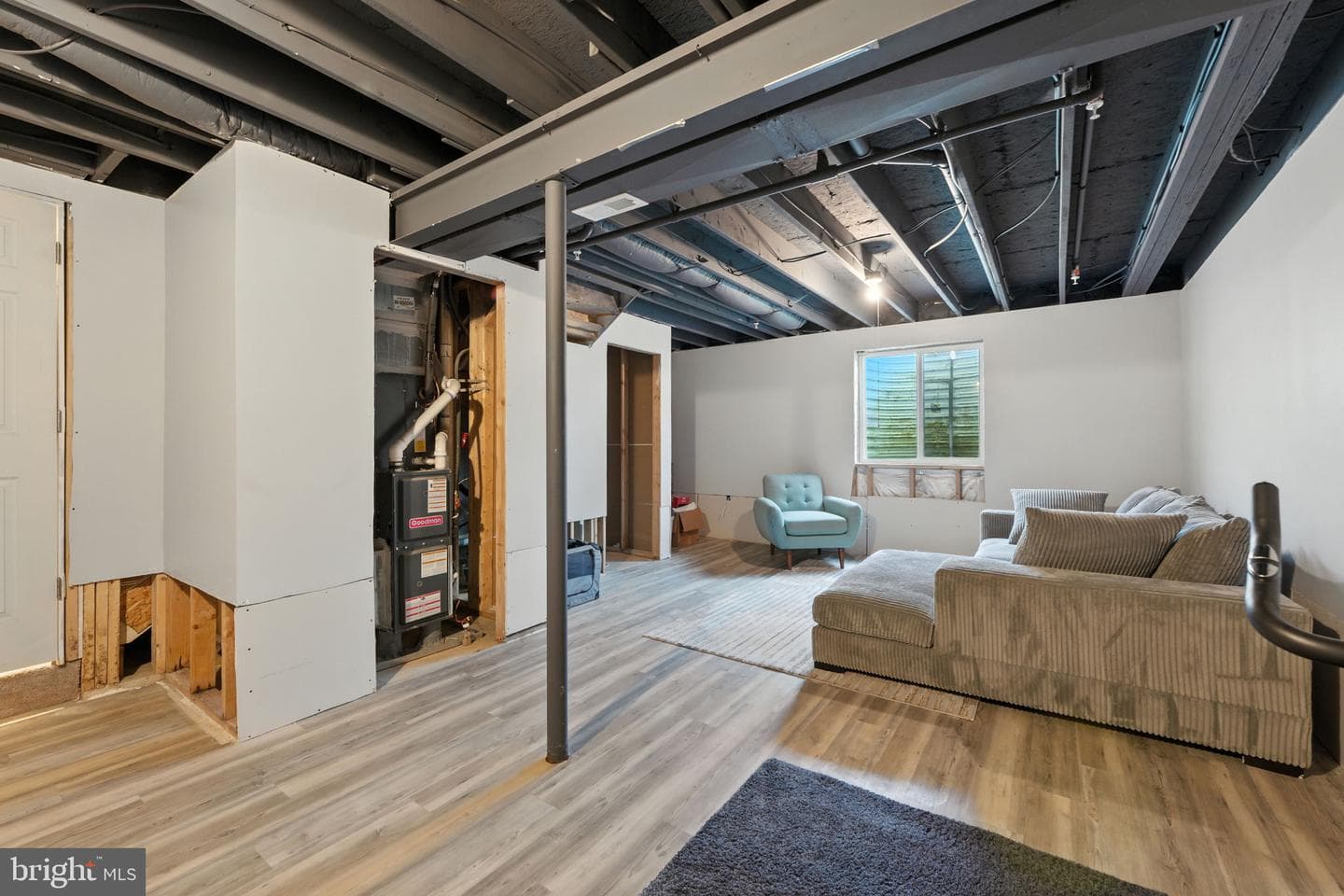 29 Marsh Lane photo 16