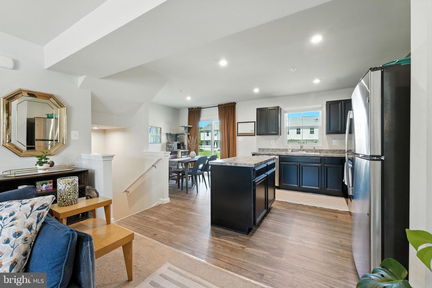 29 Marsh Lane photo 4