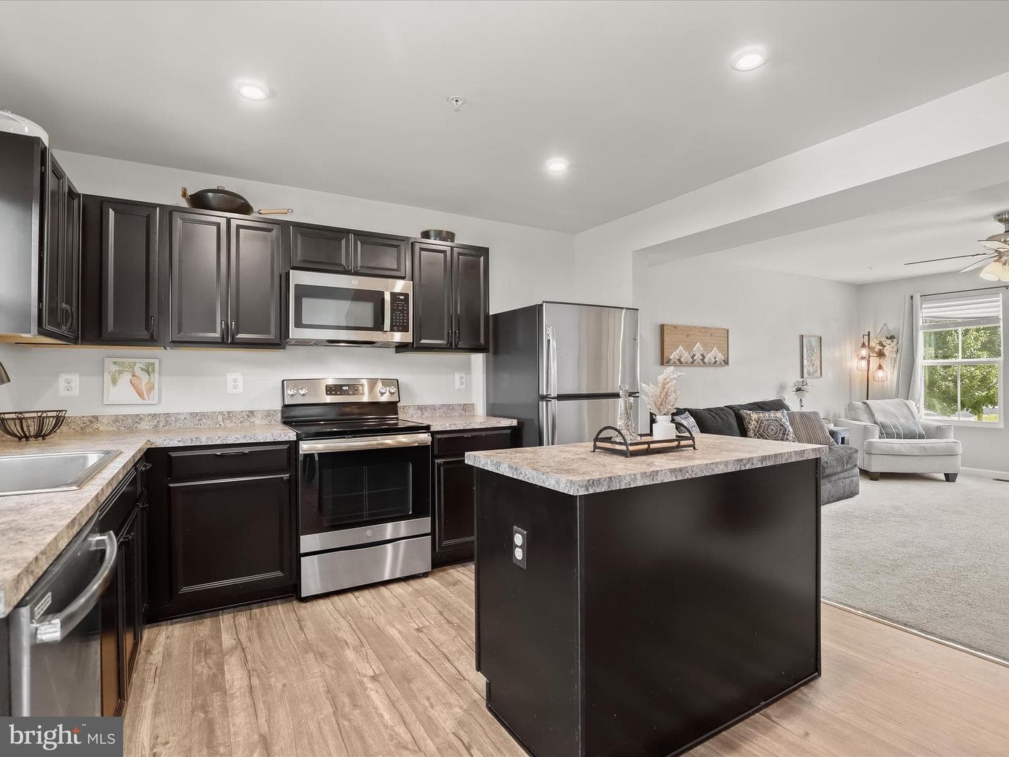 23 Karina Court photo 9